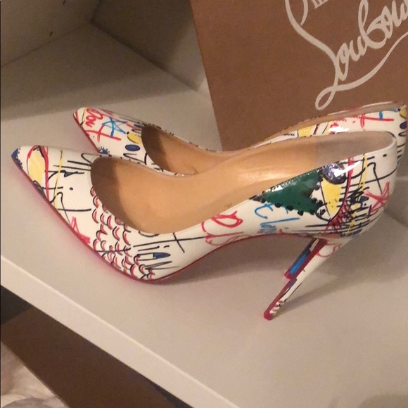 Christian Louboutin never worn with dust bag. - Picture 6 of 8